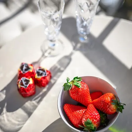 Riviera Palace - Vue Sur La - Parking Prive *