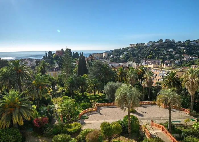 Апартаменты Le Riviera Palace - Vue Sur La - Parking Prive Ментона