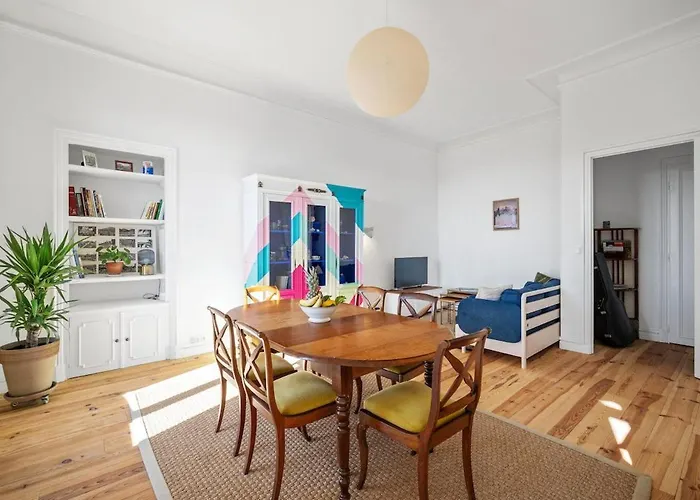 Le Riviera Palace Calme - Vue Sur La Mer- Parking アパート *