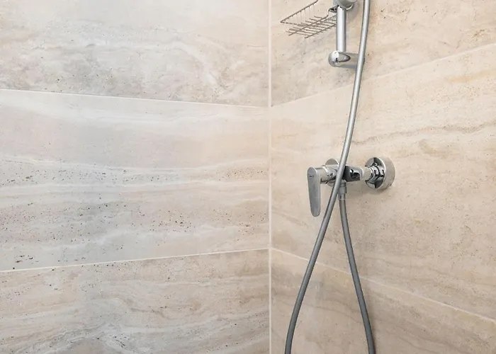 Le Riviera Palace Calme - Vue Sur La Mer- Parking * Menton