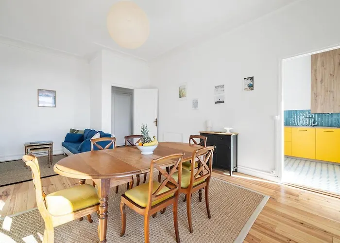 Apartment Le Riviera Palace Calme - Vue Sur La Mer- Parking Menton