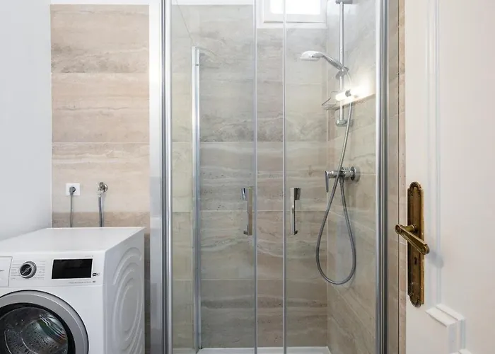 Le Riviera Palace Calme - Vue Sur La Mer- Parking Apartment *